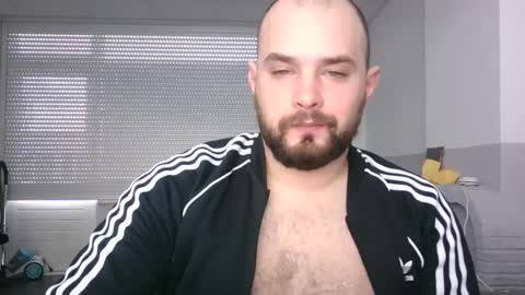 omgwhereim online show from January 12, 2:09 pm