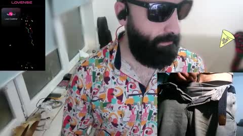 ona nisme online show from January 18, 6:10 pm