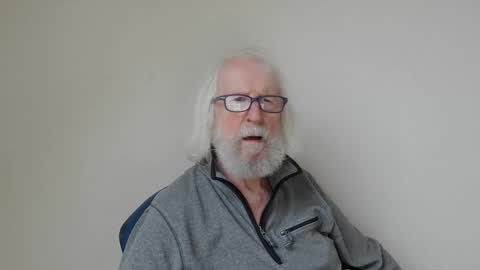 Somewhere over the rainbow online show from January 1, 7:41 am