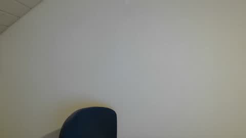 Somewhere over the rainbow online show from September 28, 8:51 pm