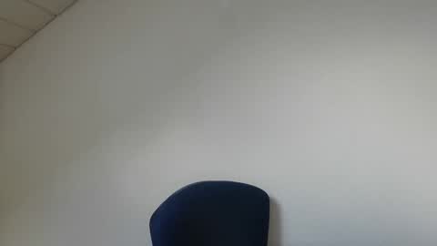 Somewhere over the rainbow online show from September 10, 1:54 pm