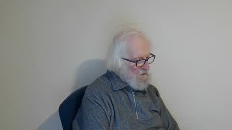 Somewhere over the rainbow online show from January 18, 7:26 am