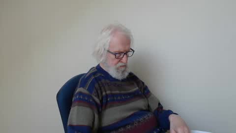 Somewhere over the rainbow online show from January 15, 9:02 am