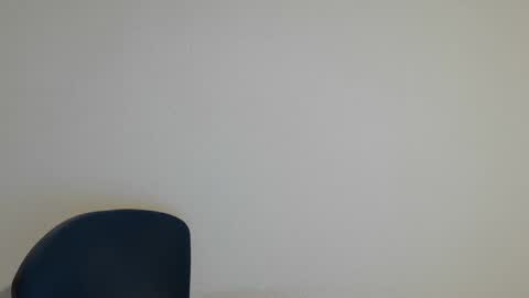 Somewhere over the rainbow online show from December 31, 9:06 pm