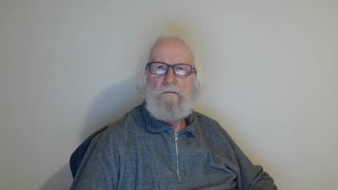 Somewhere over the rainbow online show from January 22, 9:11 pm