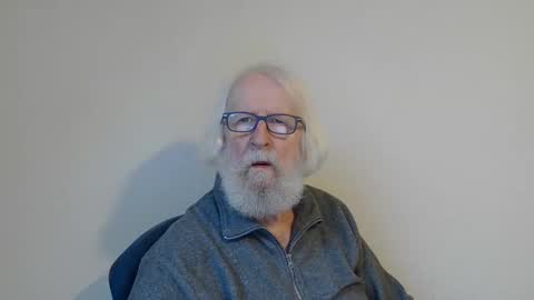 Somewhere over the rainbow online show from February 13, 7:45 am