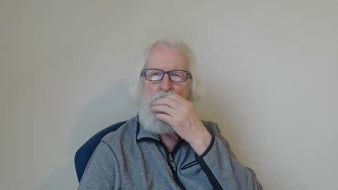 Somewhere over the rainbow online show from March 12, 8:08 am