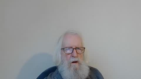 Somewhere over the rainbow online show from November 26, 8:06 am