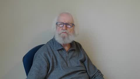 Somewhere over the rainbow online show from February 19, 8:22 am