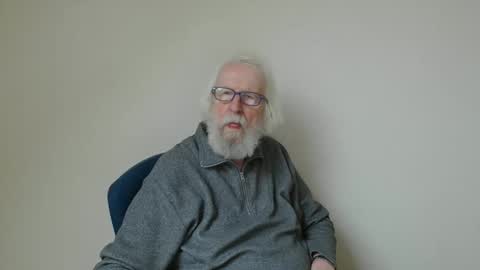 Somewhere over the rainbow online show from February 11, 7:54 am