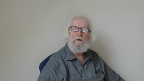 Somewhere over the rainbow online show from February 15, 7:38 am