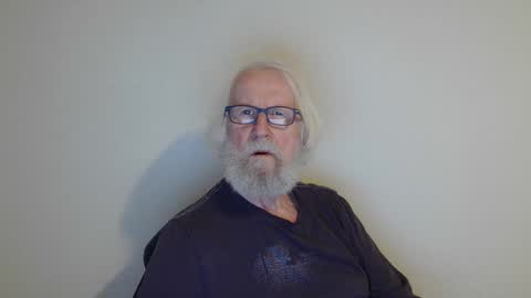 Somewhere over the rainbow online show from January 20, 9:01 pm