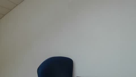 Somewhere over the rainbow online show from September 26, 1:31 pm