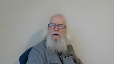 Somewhere over the rainbow online show from December 28, 8:05 am