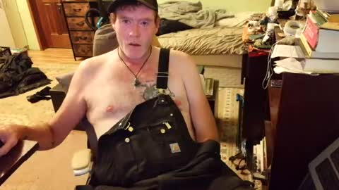 onehandwashestheother online show from July 22, 7:44 am