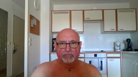 Onemoretimebis online show from June 3, 4:01 pm