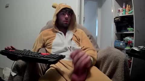 onesieboyx online show from December 19, 9:50 am
