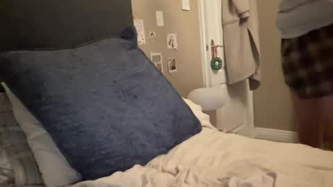 onnmyownface online show from January 30, 6:32 pm