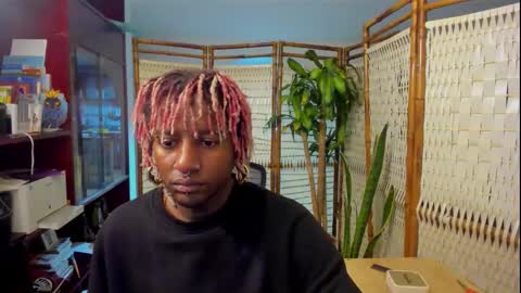 onyxart online show from April 18, 12:12 am