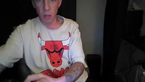 boy30 online show from December 20, 11:47 pm