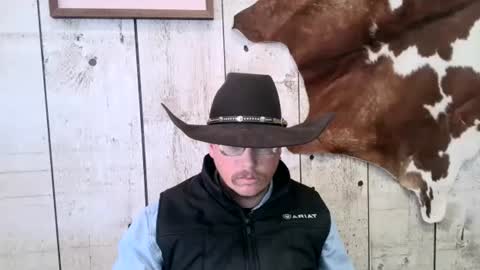 Snapshot of openmindedcowboy chatting on February 3, 6:28 pm kinkynerd online show from February 3, 6:28 pm