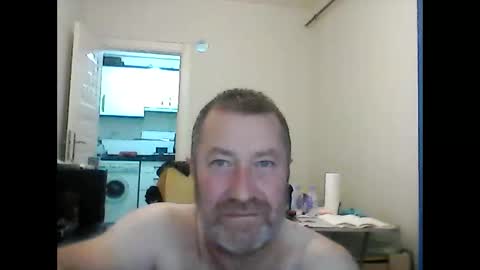 orhansakar12 online show from November 29, 8:38 am