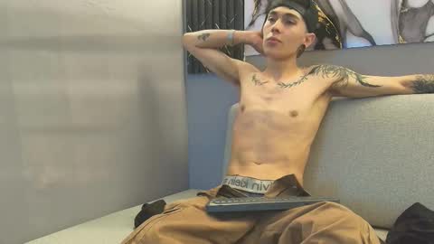 orus_241 online show from October 7, 9:52 pm