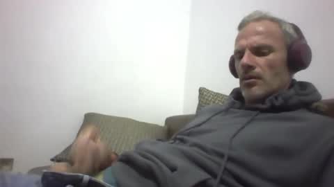 orwel09 online show from December 13, 7:53 pm