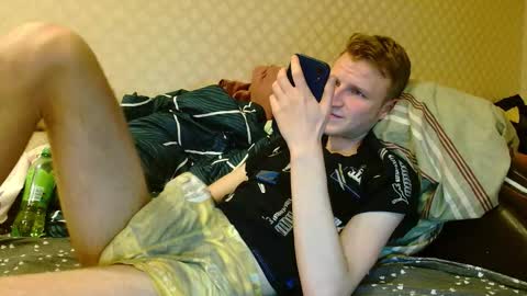 Oscar online show from October 27, 2:52 pm