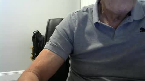 Ossi online show from December 14, 3:35 am