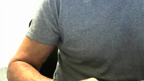 Ossi online show from October 25, 8:43 pm