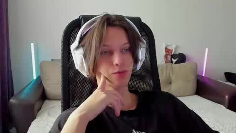 Ostin online show from February 6, 6:43 am