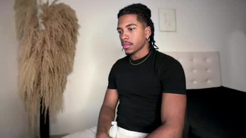 Owen online show from April 24, 3:31 am