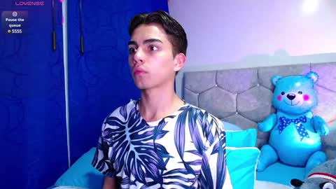 Snapshot of owenblue__ chatting on February 3, 4:57 am Owen Independent model online show from February 3, 4:57 am