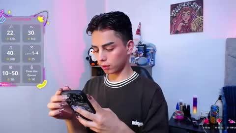 Owen  Independent model  online show from January 14, 2:33 pm