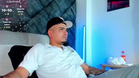 O W E N - S T O N E online show from December 16, 12:34 pm