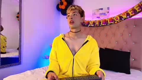 Dany Ozorio online show from October 11, 5:33 am