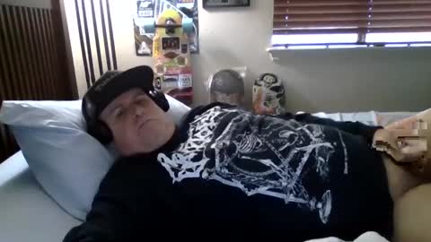 panos online show from February 12, 6:40 pm