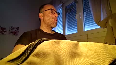 pansak1973 online show from February 23, 7:17 am