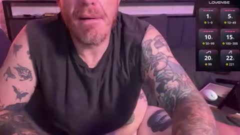 Red online show from December 17, 10:11 am