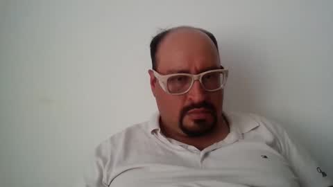 papi_adiel4 online show from February 2, 8:30 pm