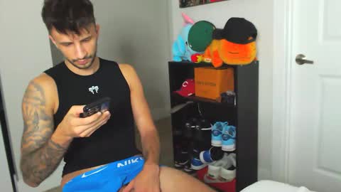 Snapshot of papijakey chatting on October 15, 4:53 am -- New Videos Down Below online show from October 15, 4:53 am