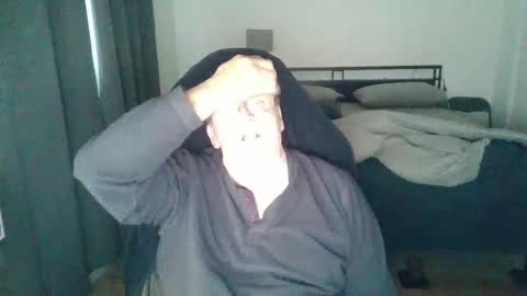 papilly online show from March 3, 11:39 am