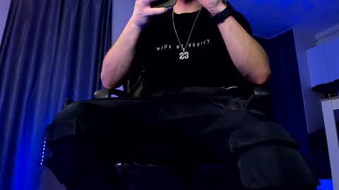 Paris online show from January 16, 8:22 pm