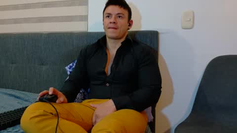 Mark Paris online show from October 4, 6:07 am