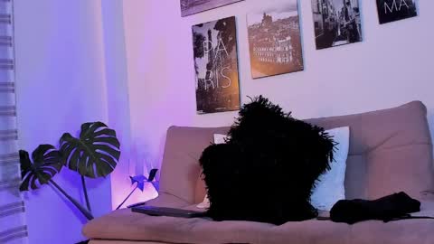 parker lavine online show from April 1, 1:29 am