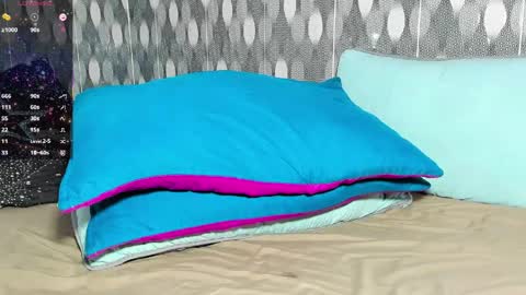 paronti online show from April 3, 1:57 am