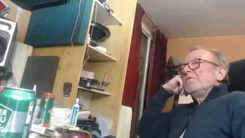 pascal88881 online show from December 17, 1:29 am