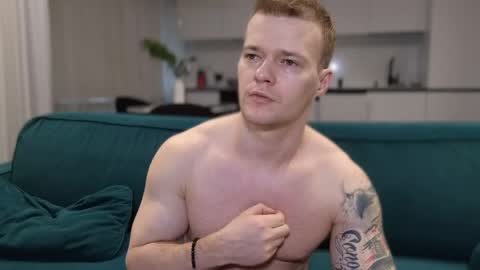 Pashka online show from April 4, 1:19 pm