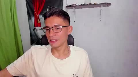 EDUAR Independent model online show from July 23, 1:58 am